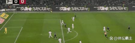 包含法兰克福遭遇平局，积分榜位置不变的词条